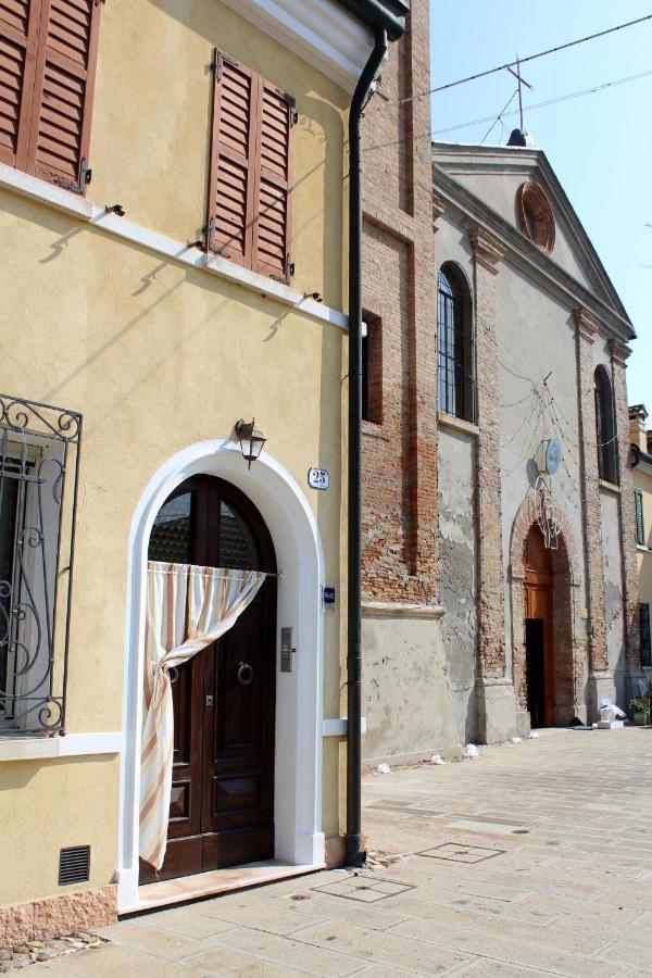 Bed and Breakfast Porta Del Carmine Comacchio Exterior foto