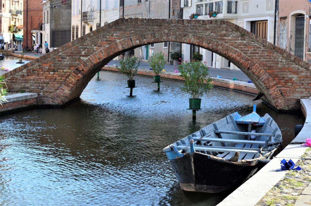 Bed and Breakfast Porta Del Carmine Comacchio Exterior foto